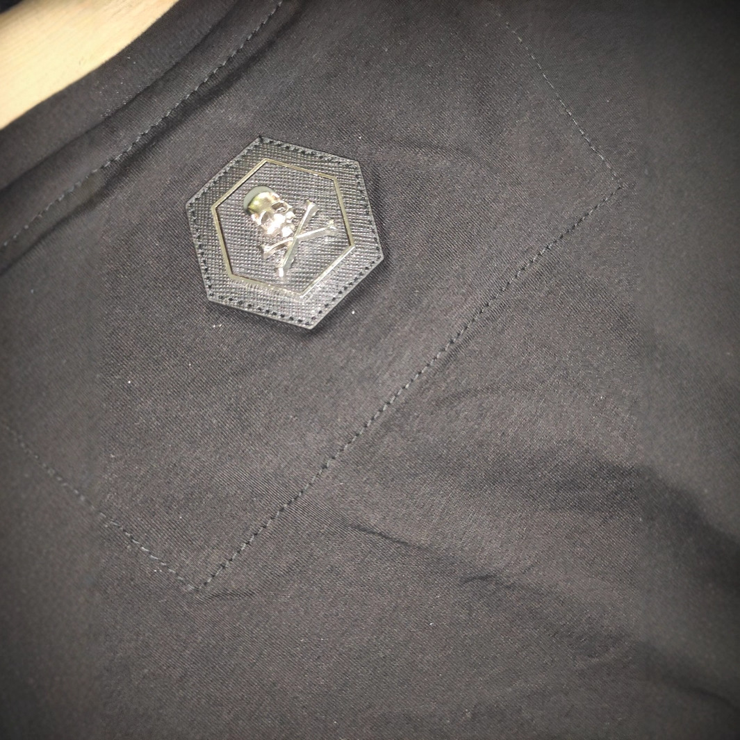2025 New Skulls Rhinestones Sh - Streetwear Clothing Brand 评论和价格